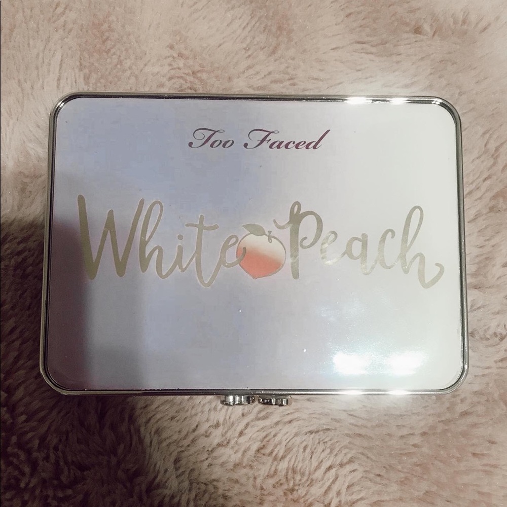 Too Faced White Peach Palette
